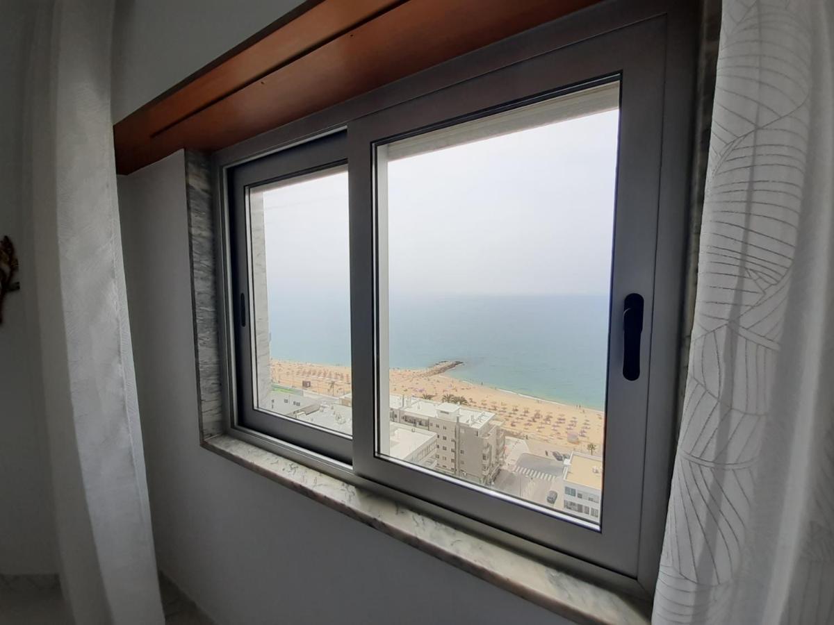 Vista Praia 16- Wifi, Remodelado, 80Mt Praia Quarteira Esterno foto